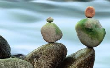 Thế giới đang chìm đắm bởi lòng tham